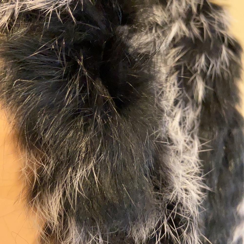 Marc by Marc Jacobs fur vest - Picture 4 of 7